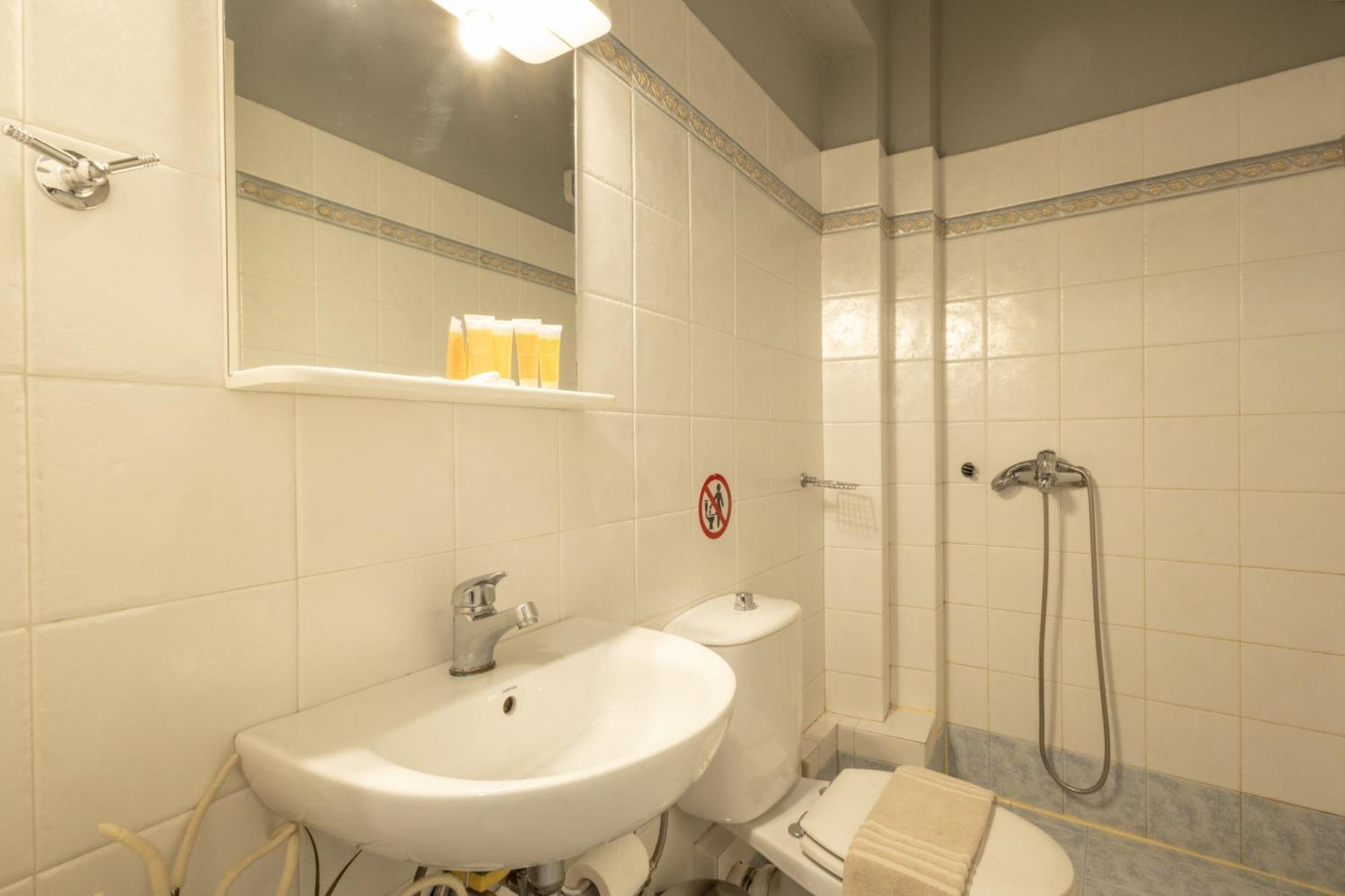 Renovated 3 Bedroom Apt With Acropolis View Atina Dış mekan fotoğraf